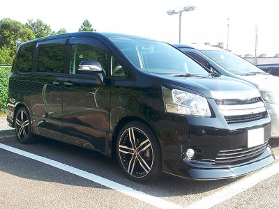 TOYOTA NOAH + SHALLEN XF-55 monoblock