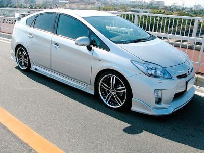 TOYOTA Prius + SHALLEN XF-55