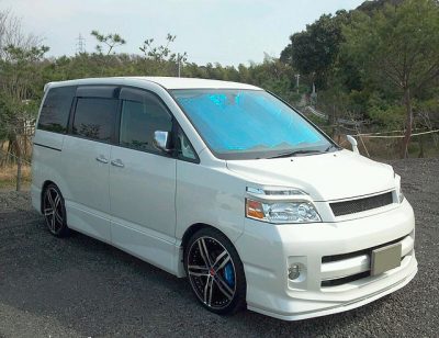 TOYOTA VOXY + SHALLEN XF-55 monoblock