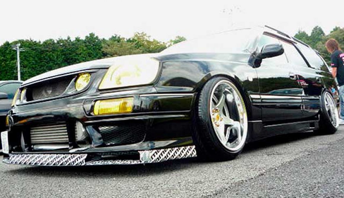 NISSAN STAGEA + Circular specR
