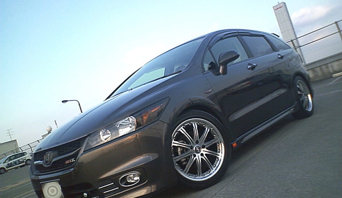 HONDA STREAM + Platinum Steiner TS5