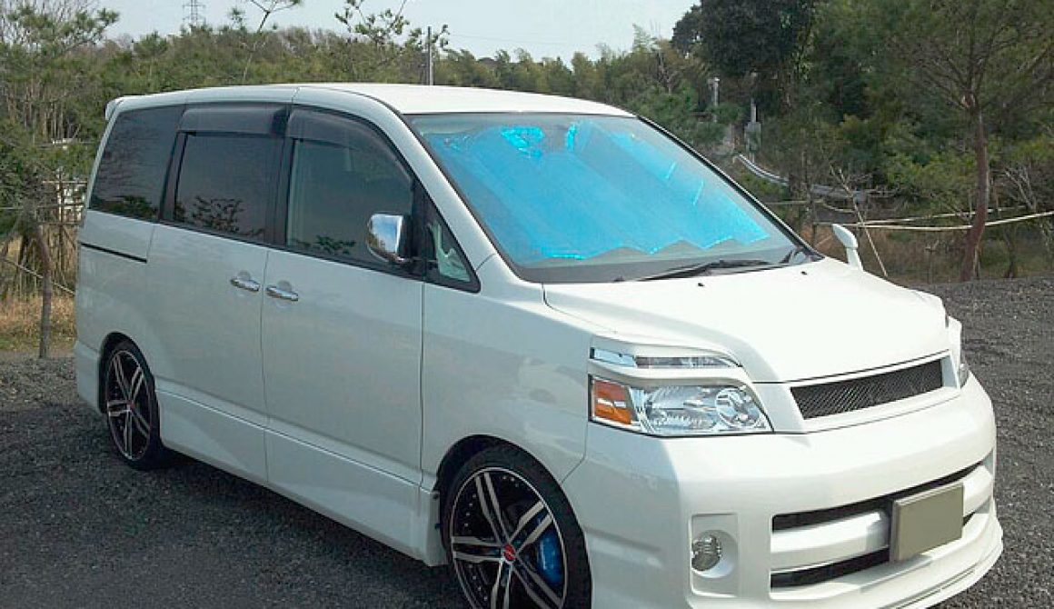 TOYOTA VOXY + SHALLEN XF-55 monoblock