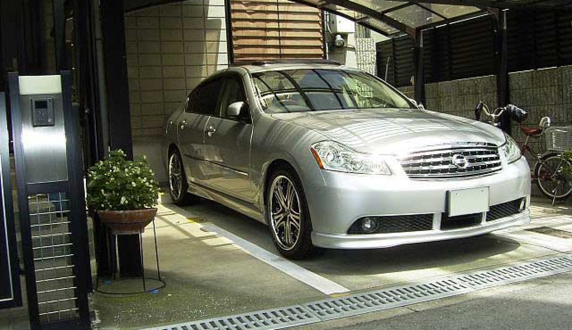 NISSAN FUGA + SHALLEN XV-77