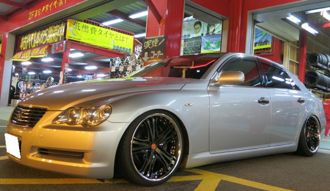 TOYOTA MARK X + SHALLEN XV-77
