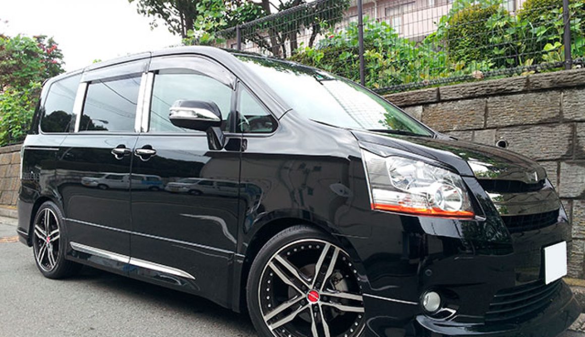 TOYOTA NOAH + SHALLEN XF-55monoblock