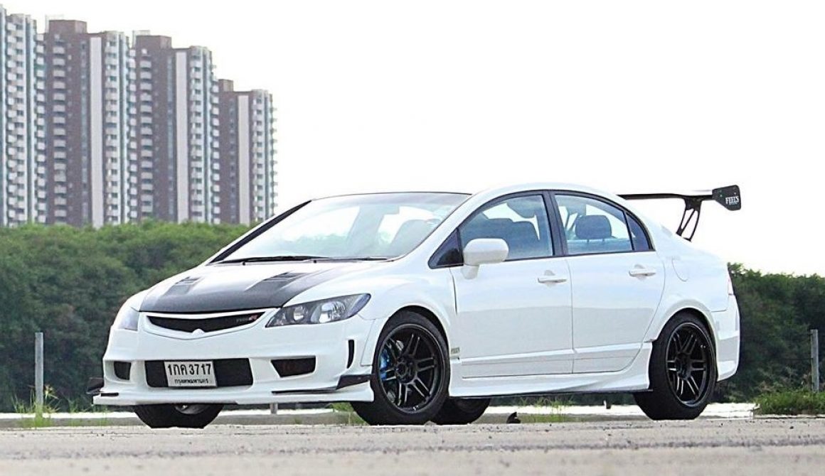 Honda Civic FD + AME TRACER TM-02