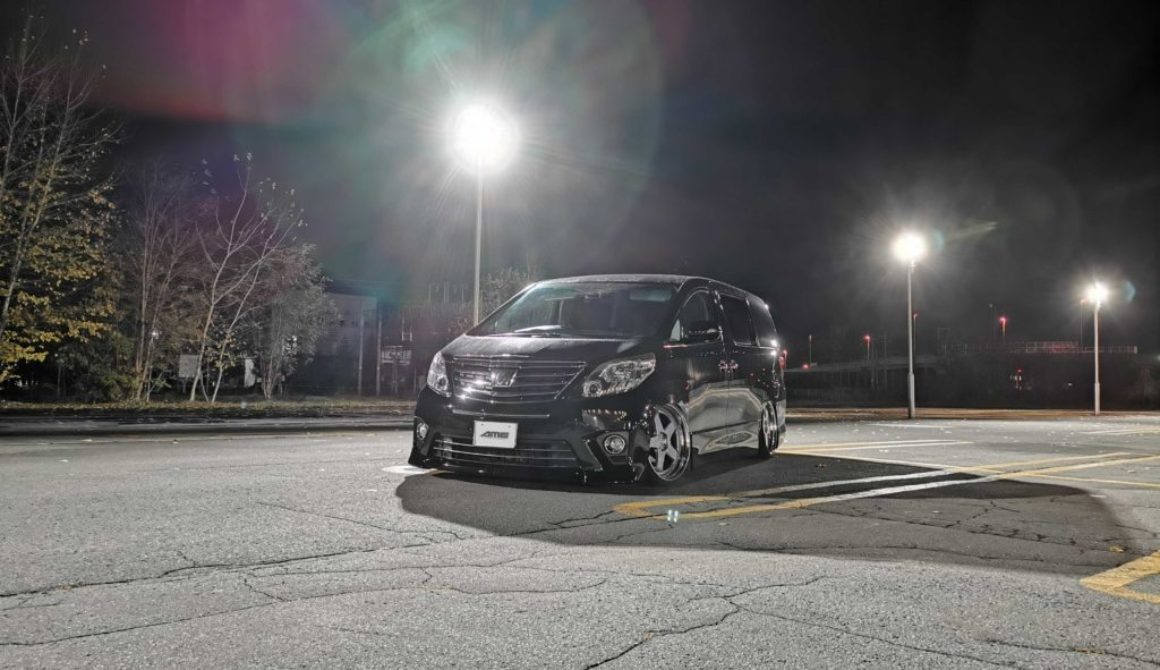 TOYOTA ALPHARD×SHALLEN VFX