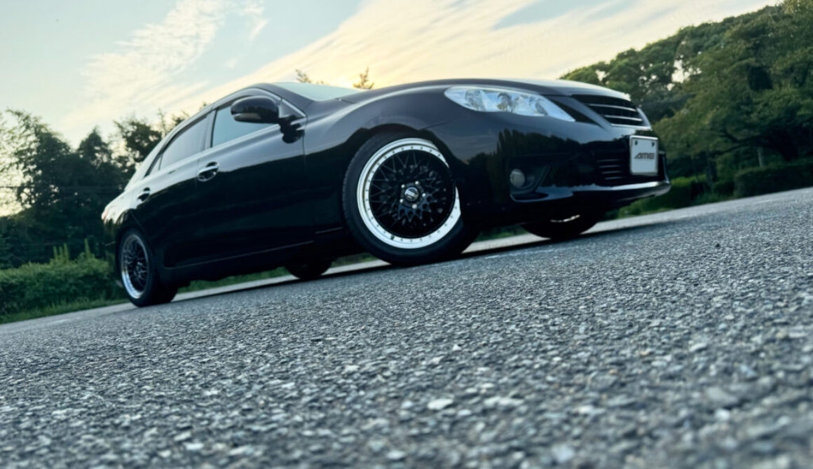 TOYOTA MARK-X × STEINER FTX